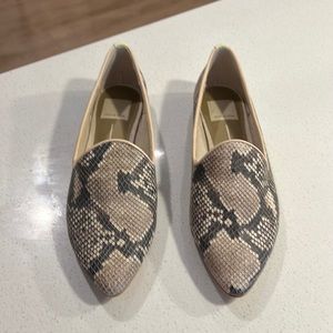Dolce Vita Flats